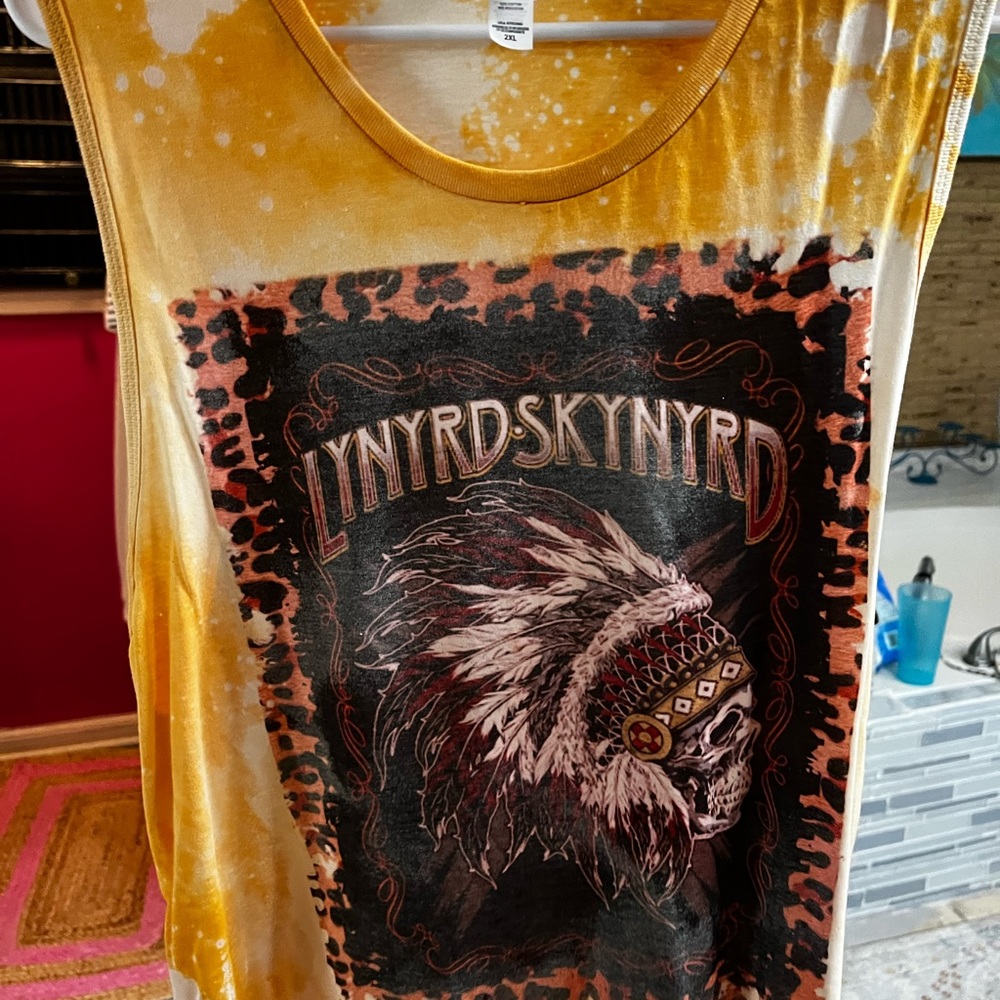 Brand new top never worn